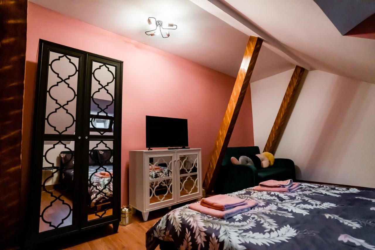Galeria Grafit Apartments Sibiu Extérieur photo